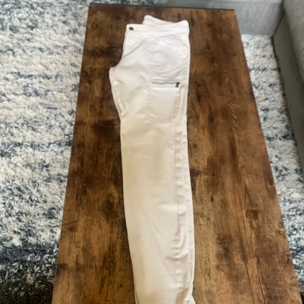 Gap cream pants